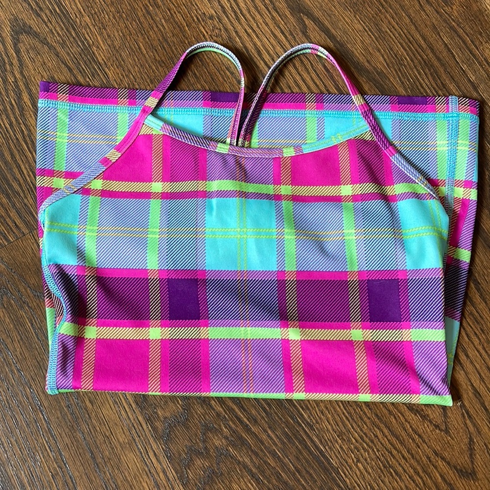 Ivivva girls tank with built in bra - barely worn - size 10